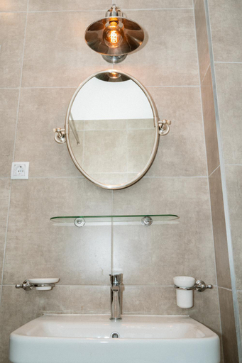 Bathroom 5, Historic Seafront Family Villa
