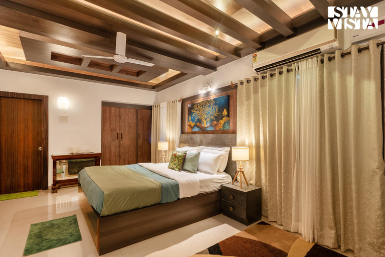 Bedroom 2, StayVista at Grace & Light, Satara
