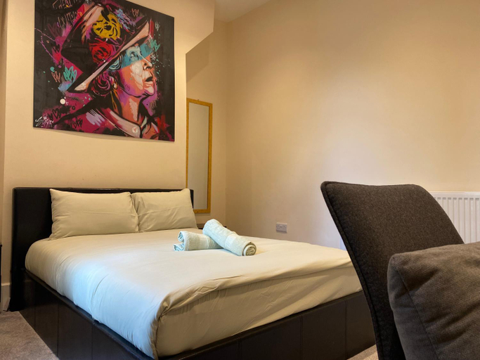 Bedroom 4, Springfield Guesthouse, Blackburn with Darwen