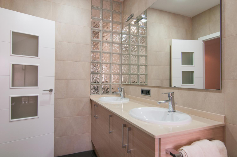 Bathroom 3, Alos Apartments Paseo de Gracia-Diagonal, Barcelona