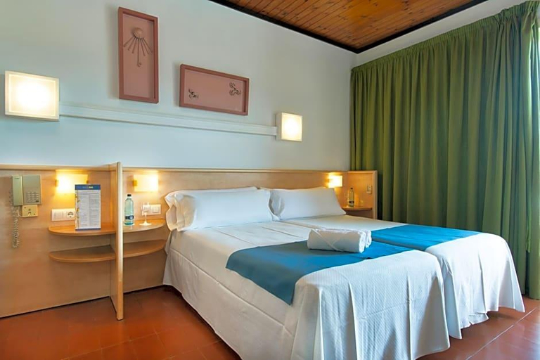Bedroom 3, Xaine Park, Girona