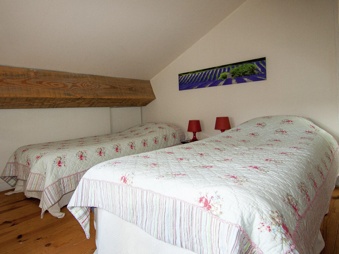 Bedroom 2, Cottage in France with Covered Terrace, Charente