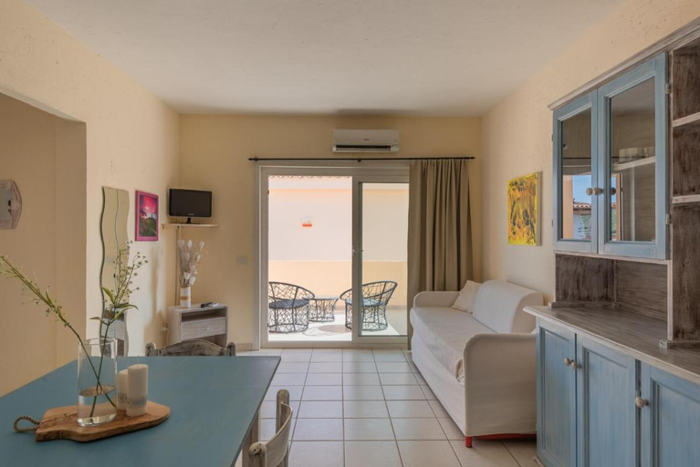 Others 5, fantastico Baia de Bahas Residence 1 Bedroom sleeps 4 child, Olbia-Tempio