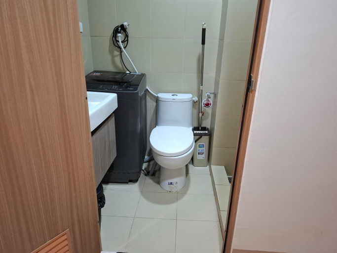 Bathroom 5, Shore residences MOA Pasay City by darpm, Pasay City