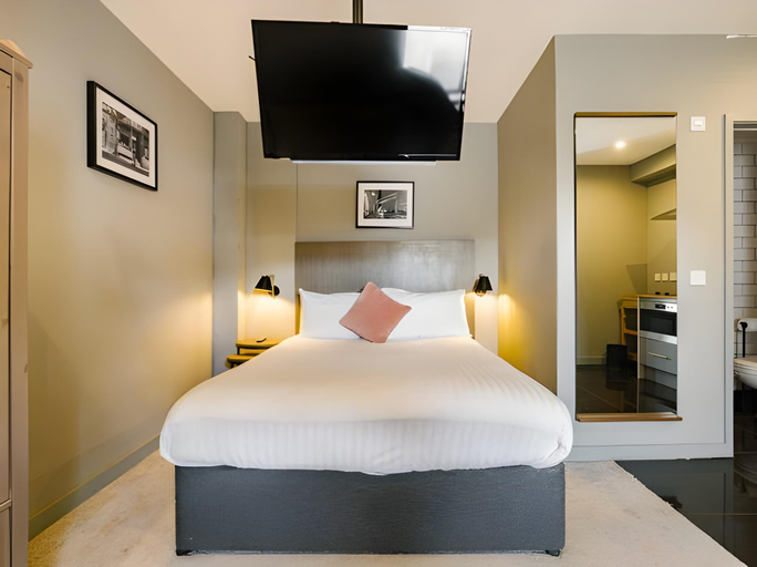 Bedroom 2, City Space Bermondsey, London
