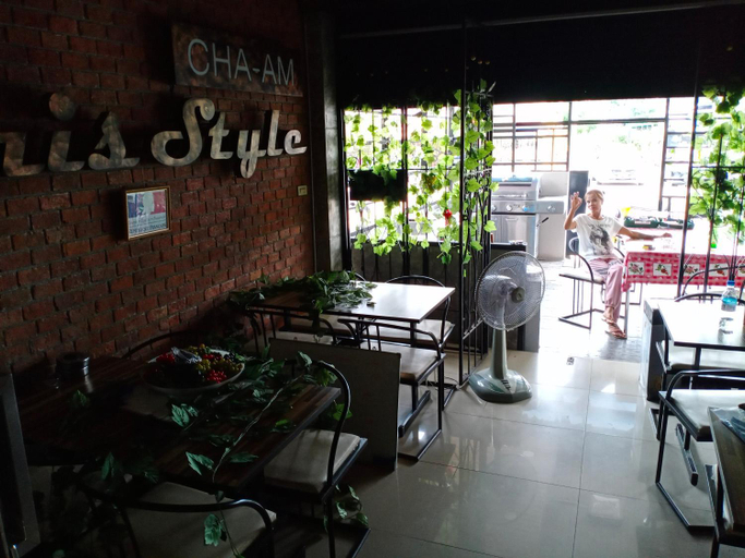 5, Swiss Style Guesthouse, Cha-Am