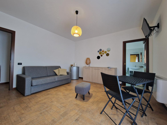 Others 5, Borgo di Arcadia, Rovigo