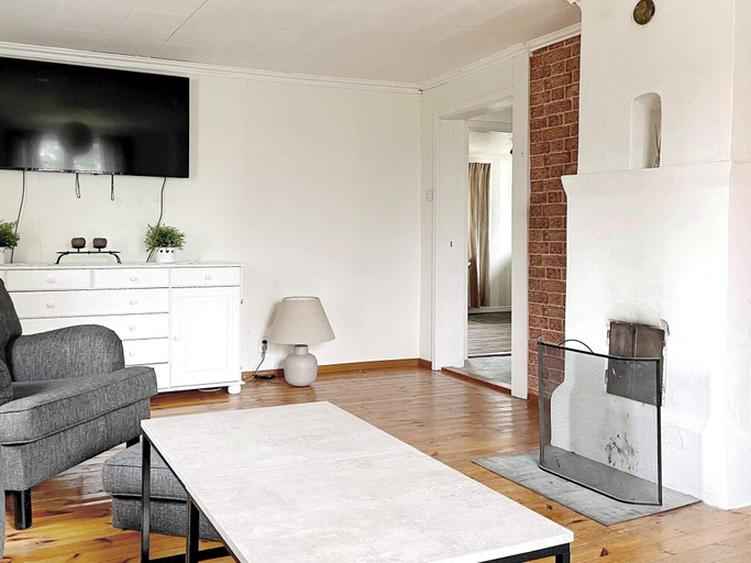 Others 5, star holiday home in BRO, Upplands-Bro
