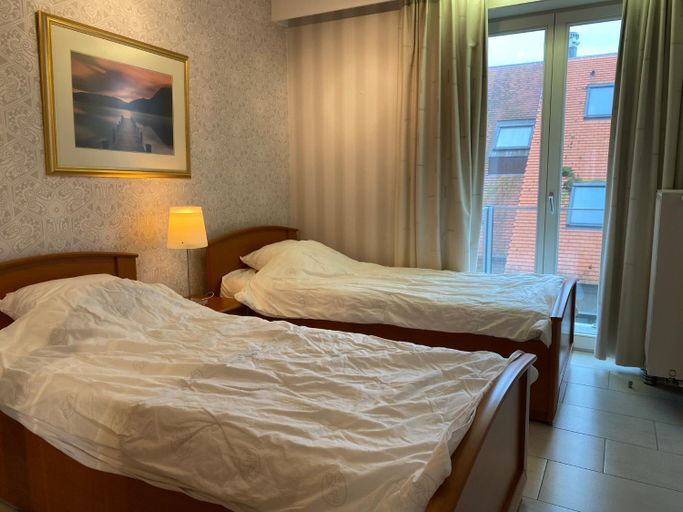 Bedroom, Apartment in Nieuwpoort with Sea Views, West-Vlaanderen