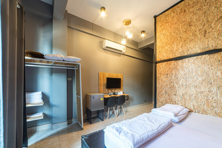Bed, Joox B - Serviced Apartment, Batong