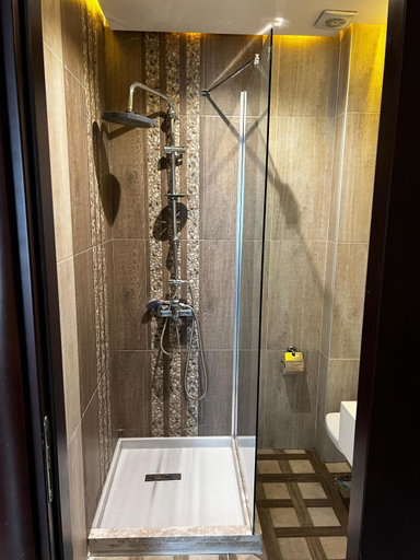 Bathroom 3, Nacre Residence, Beyoğlu
