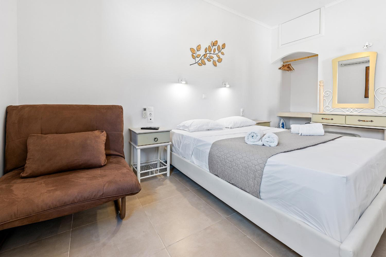 2, Villa Semipuella, Ionian Islands
