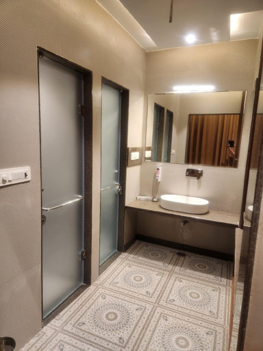 Bathroom 4, Alwar Vanyaevilas, Alwar