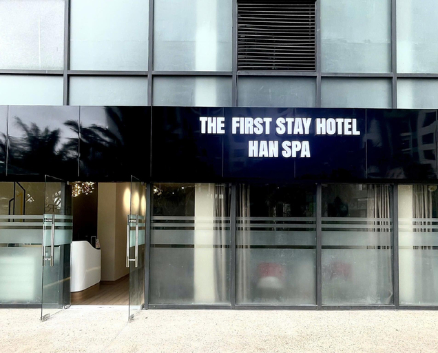 Exterior & Views, The First Stay Hotel, Văn Giang