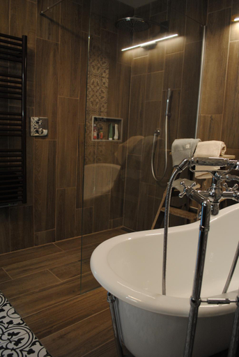 Bathroom 4, Suite au chateau - Domaine de la Gavolerie, Sarthe