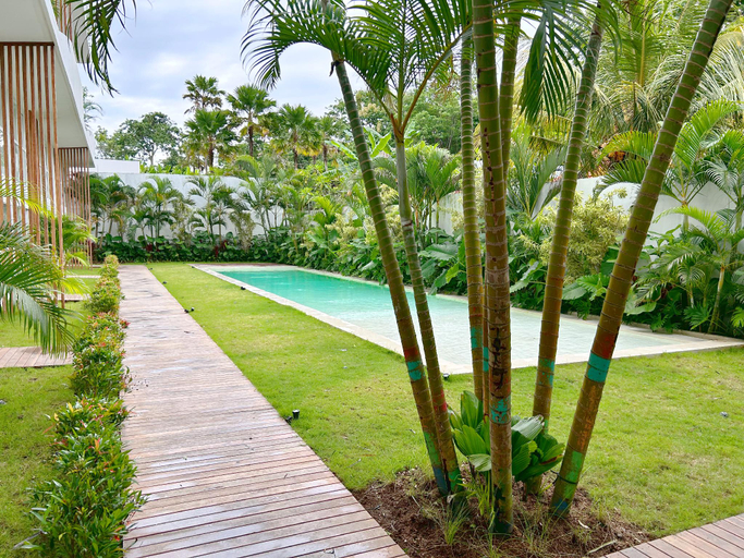 Swimming pool 4, A.K.A Tropicana Bingin Uluwatu, Badung