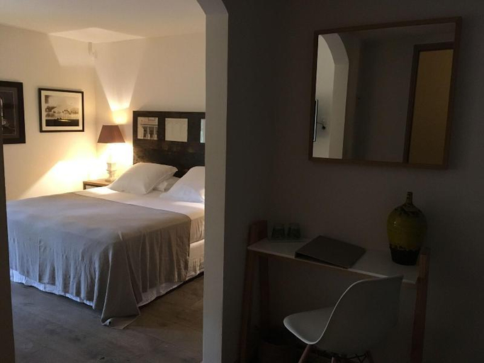 Bedroom 2, Le clos des 7 palmiers, Var