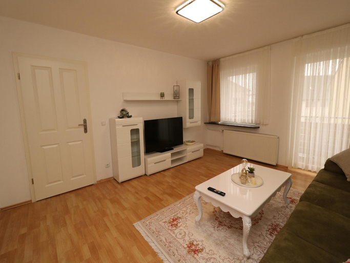 Others, Apartment in Essen with Private Terrace, Essen