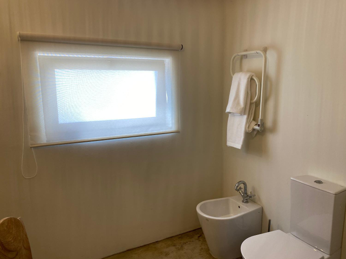 Bathroom 4, LUZZ me - Casas de Santa Barbara, Angra do Heroísmo