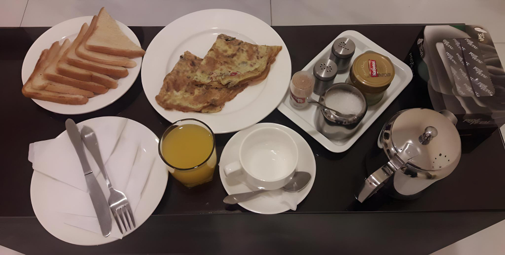 Food & Drinks 5, MaryLeena Hotel Gulberg, Lahore