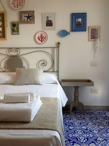 Bedroom 4, La Sciara Resort Hotel, Messina
