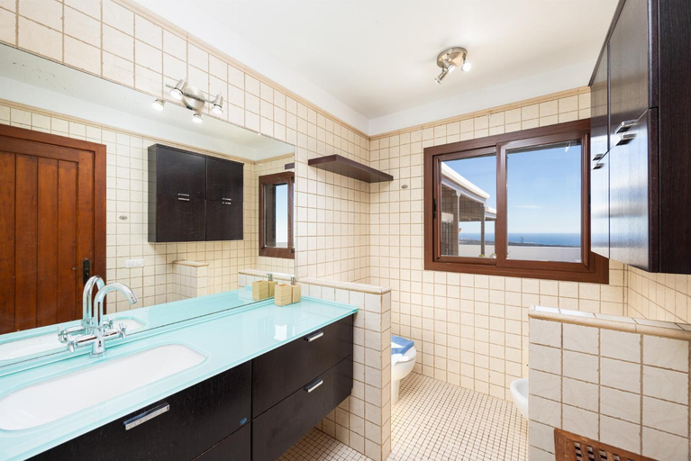 Facilities 4, Villa Asomada, Las Palmas
