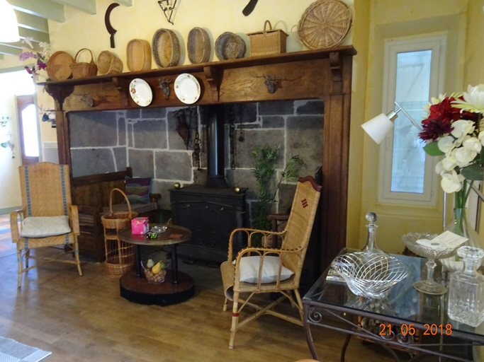 2, Cottage in Auvergne near Puy Mary, Cantal