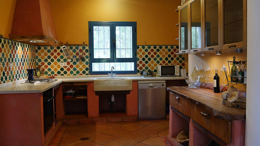 Kitchen 5, FINCA LA TEJONERA, Huelva