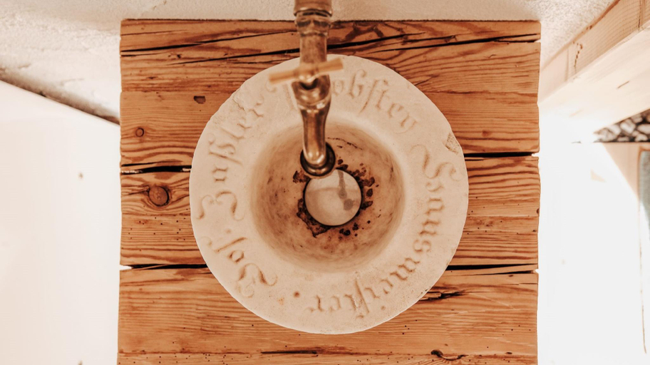 Food & Drinks 5, SchonBerg hotel. b&b., Bolzano