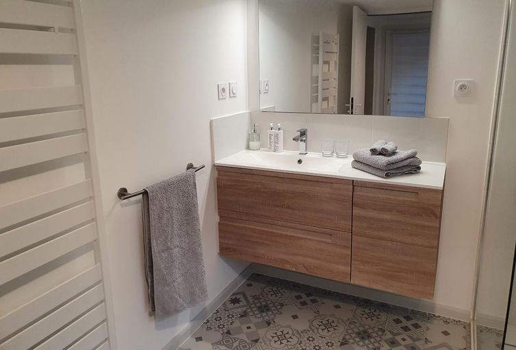 Others 3, Bed & Breakfast au pays de Cezanne, Var