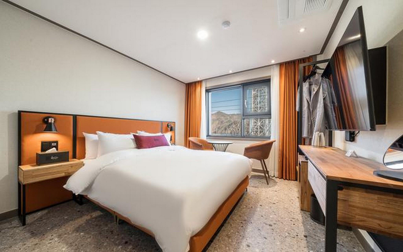 Bedroom 3, Gapyeong Agio Hotel, Gapyeong