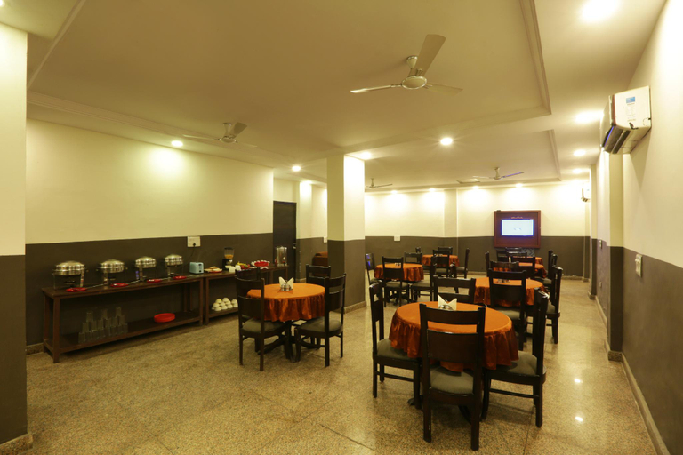 Food & Drinks 5, Hotel Park Suites At Airport, Delhi