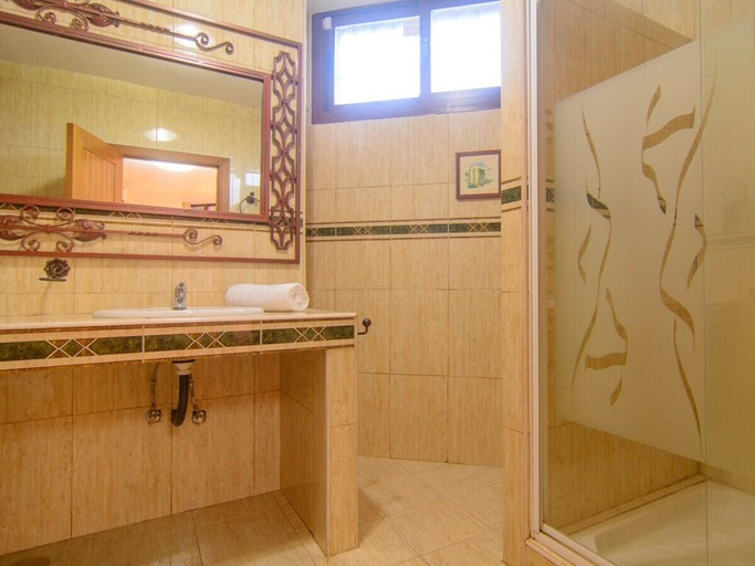 Bathroom 4, Villa heated pool, BBQ, Málaga
