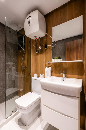 Bathroom 4, TT Holidays Modern Apartments Rabat City Center, Rabat