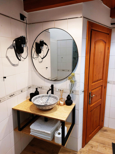 Bathroom 2, SQUARE 16 - Absolutely Central Location, Szombathely