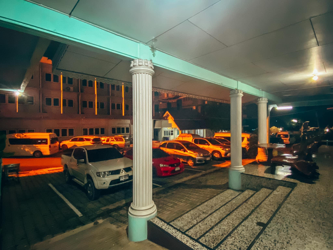 Food & Drinks, Jorkoo City Hotel, Ban Chang