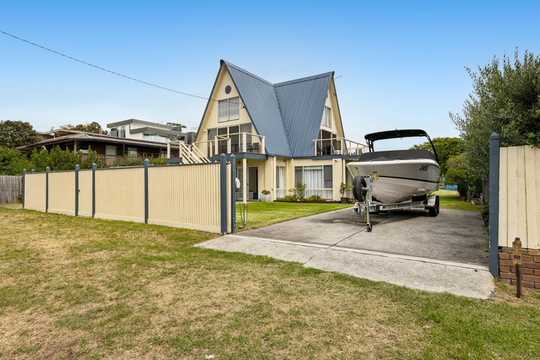 Others 3, Rye Beach Chalet and Loft, Melbourne