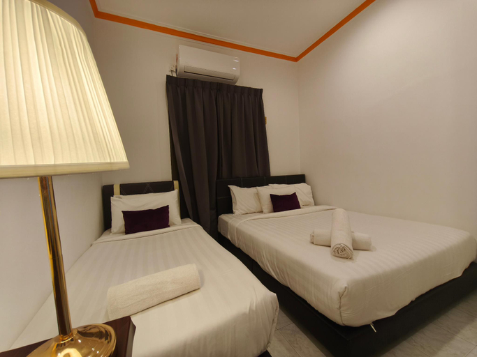 Bedroom 3, A'Famosa Private Pool Villa Lot 807-Fong Homestay, Alor Gajah