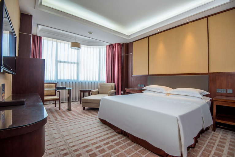 Bedroom 2, Yantai Jinghai Hotel, Yantai