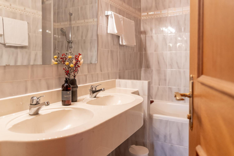 Bathroom, Haus Garden, Kufstein