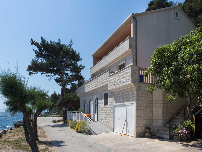 Exterior & Views 1, Apartments Bezek - Studio Apartment with Sea View, Orebić