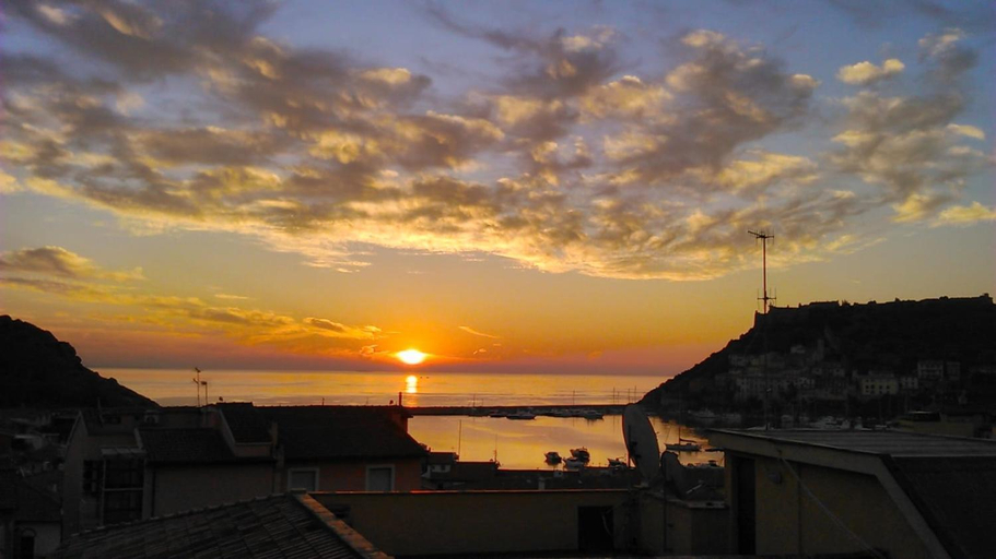 Others 4, Alba sul Mare, Grosseto