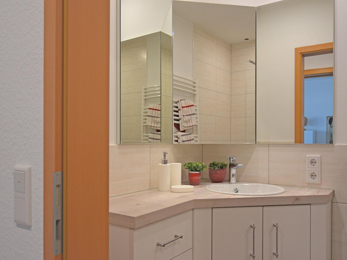 Bathroom 2, Ferienwohnung in Madfeld nahe Wald, Hochsauerlandkreis