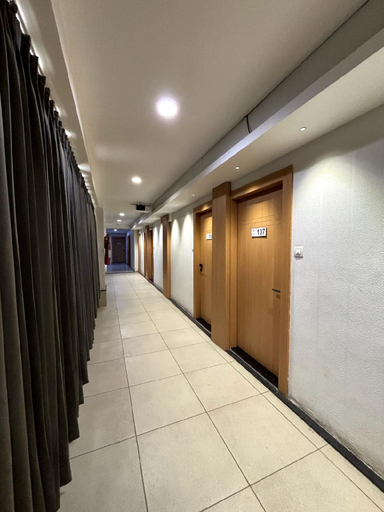 Public Area, Hotel Cozzy Palace, Surat
