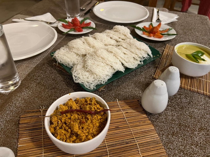 Food & Drinks 4, The Sanctuary, Vanathavilluwa