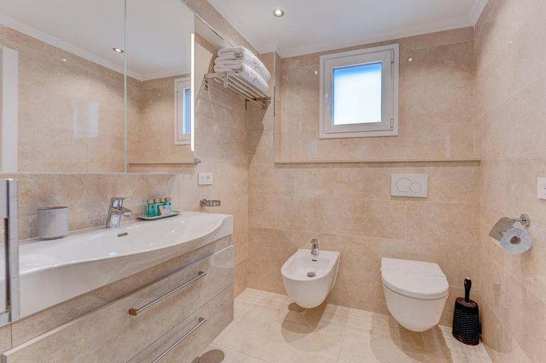 Shower 3, Villa Augustas - Fabulous villa in Tenerife!, Santa Cruz de Tenerife