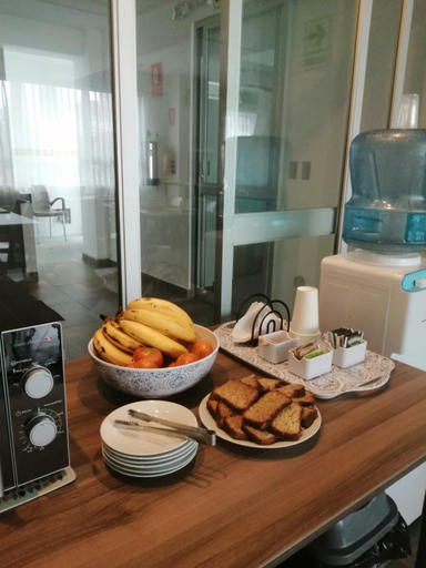 Food & Drinks, NEREO rooms, Lima
