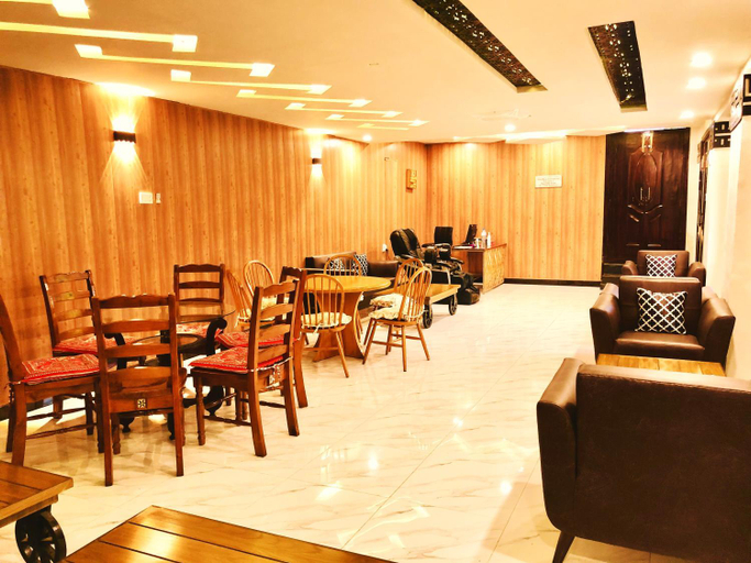 Food & Drinks 4, Republika Central, Hazara