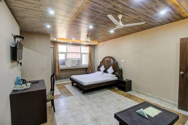 Bedroom 2, Fabhotel Pinjore Holiday Home, Panchkula
