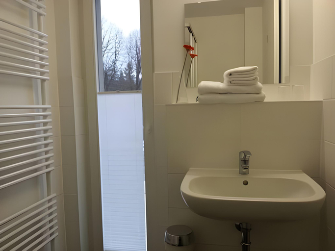 Bathroom 4, veloInn Hotel Bad Berka im Weimarer Land, Weimarer Land
